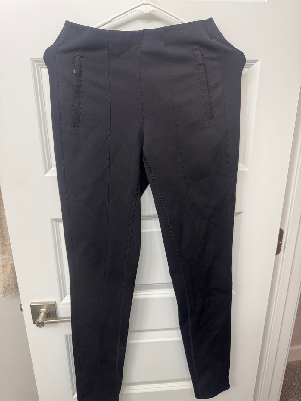 Lululemon Athletica Women’s Pants in Black